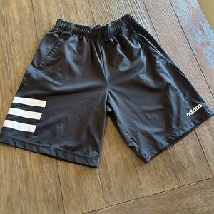Sz Sm Men’s Adidas Climalite shorts